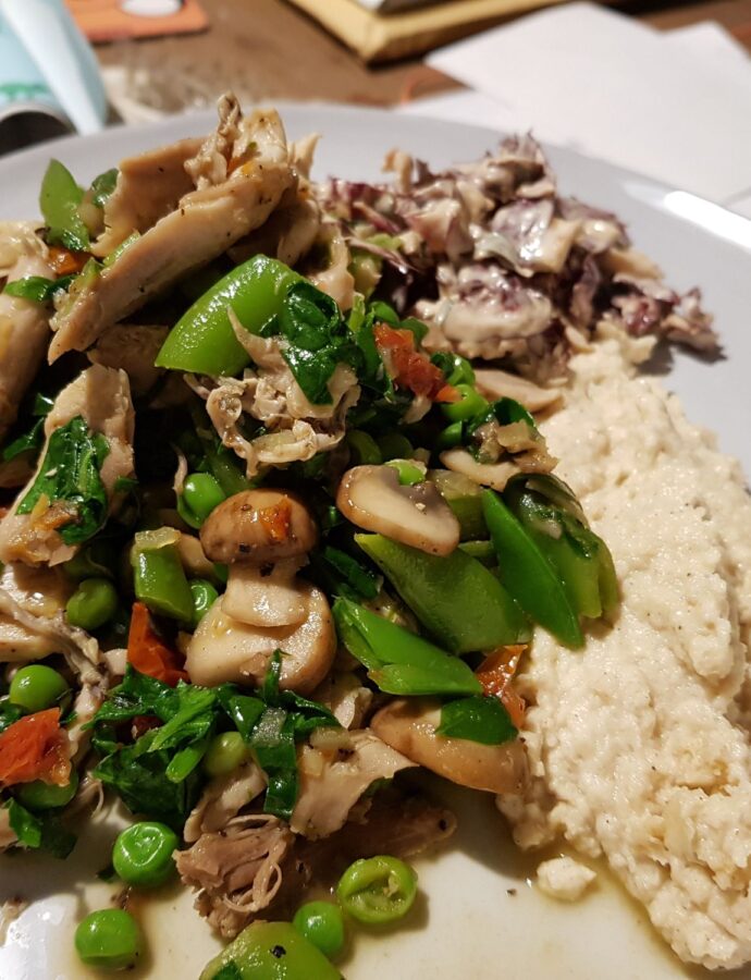 Herby greens, mushies and chicken