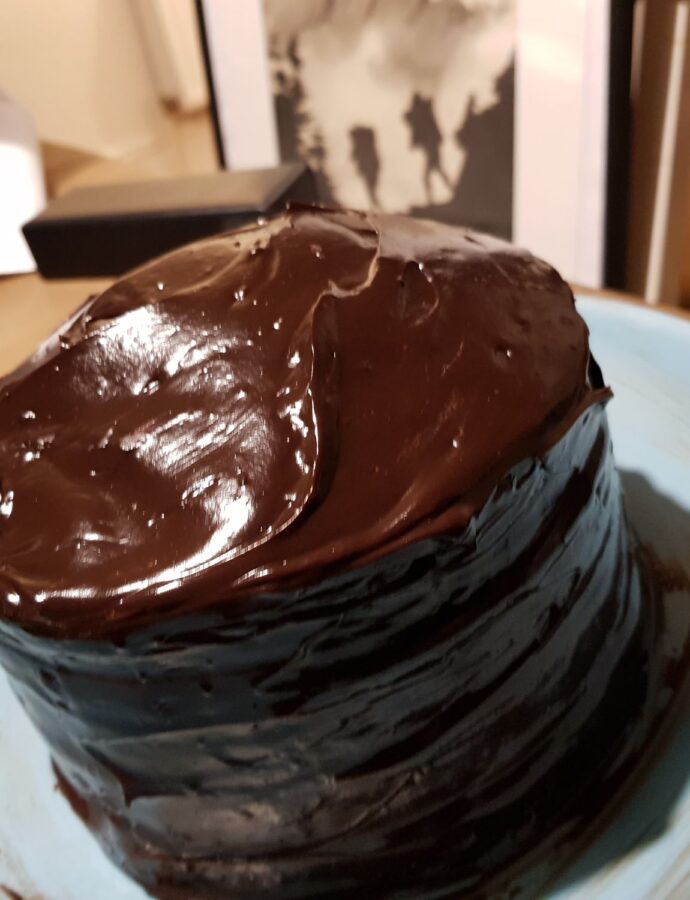 Chocolate cake