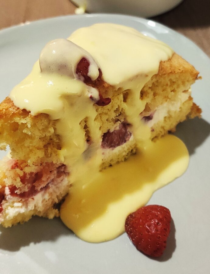 Strawberry Cream Cake